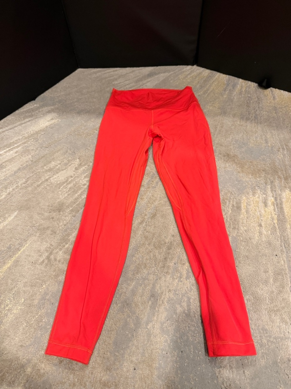 lululemon Align High-Rise leggings cool bright color size 8 in EUC